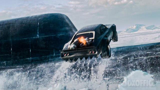 Самая реалистичная автомобильная погоня в «форсаж 8» 4k Самая реалистичная автомобильная погоня в «форсаж 8» 4k
