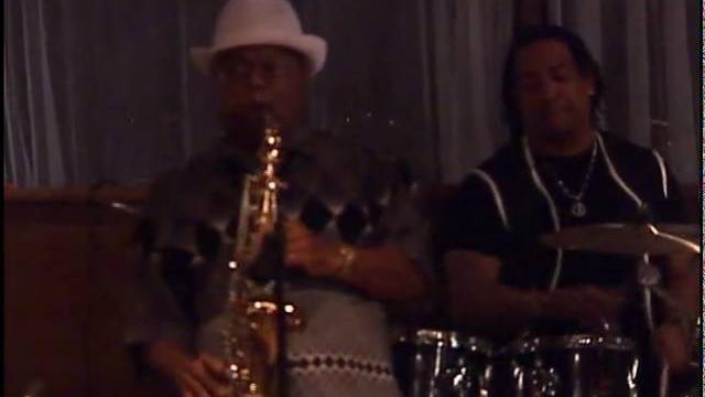 The on kee jazz band live si salsa The on kee jazz band live si salsa