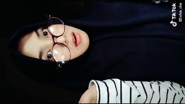 Tik tok id : vhie_cha Tik tok id : vhie_cha