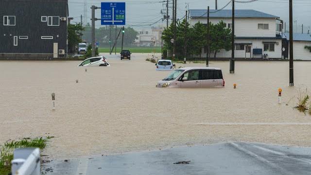 【速報】秋田県秋田市、河川の氾濫や住宅浸水等、大雨の被害状況(2023.07.16撮影) 【速報】秋田県秋田市、河川の氾濫や住宅浸水等、大雨の被害状況(2023.07.16撮影)