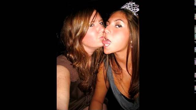 Lesbians Lesbians