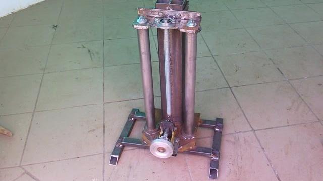 Homemade milling machine part 1 Homemade milling machine part 1