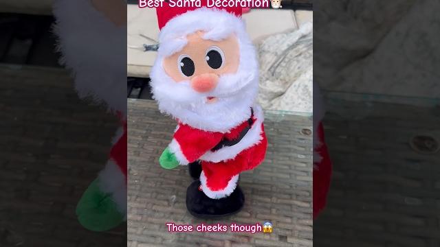 Twerking santa is the best! #twerk #christmasfun #christmasmusic Twerking santa is the best! #twerk #christmasfun #christmasmusic