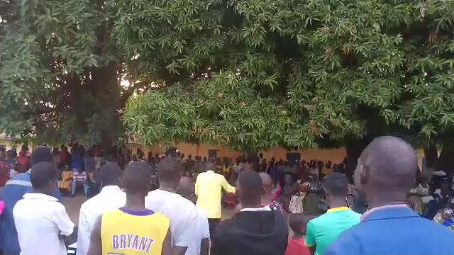 Ibuku ilenge bardege layibi Ibuku ilenge bardege layibi