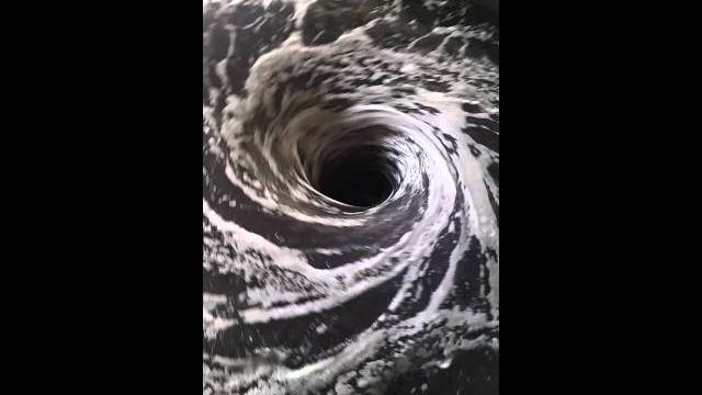 Whirlpool formation Whirlpool formation