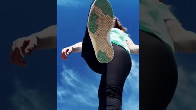 Giantess cali quick crush Giantess cali quick crush