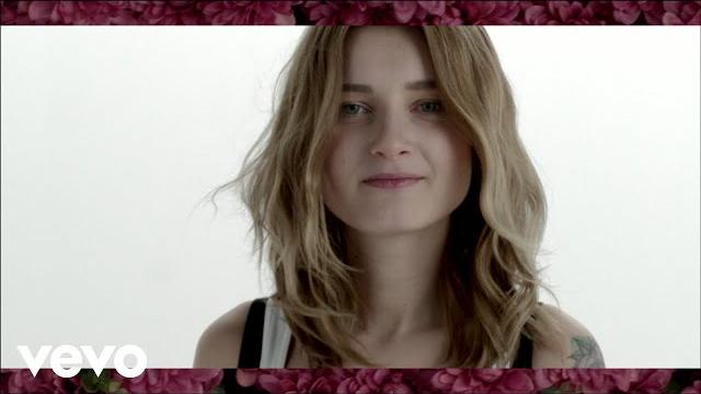 Güliz ayla - olmazsan olmaz Güliz ayla - olmazsan olmaz