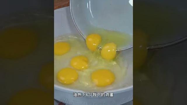 这个季节一定要做这个丝瓜汤给你家孩子吃,营养又美味。#丝瓜汤 #宝宝辅食 #美食推荐 #家常菜 这个季节一定要做这个丝瓜汤给你家孩子吃,营养又美味。#丝瓜汤 #宝宝辅食 #美食推荐 #家常菜
