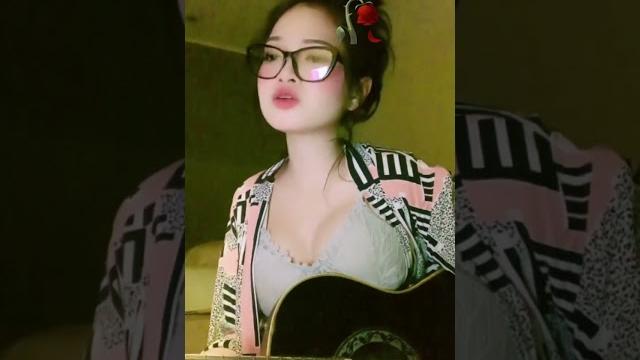 Vicidior gitaran #asupan #lendir Vicidior gitaran #asupan #lendir