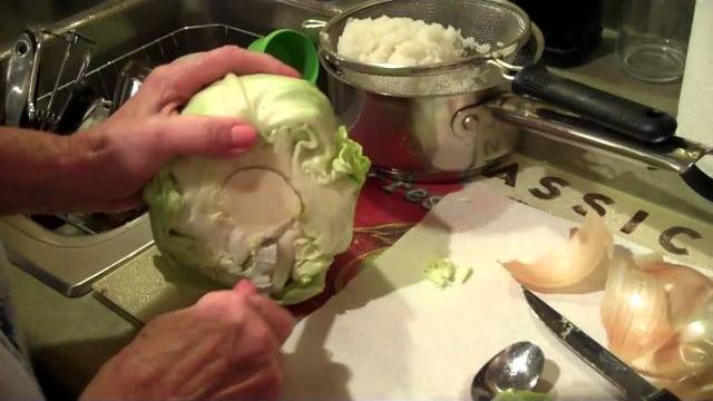 In the kitchen with mom-stuffed cabbage.mp4 In the kitchen with mom-stuffed cabbage.mp4