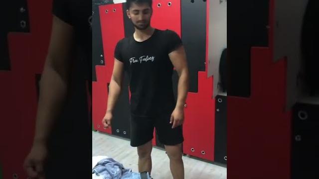 Eroglu fitnees ifşa vıdeo Eroglu fitnees ifşa vıdeo