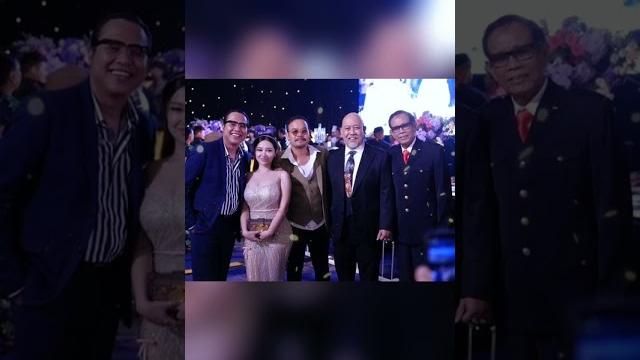 Potret kalem cupi cupita di resepsi pernikahan rizky f dan mahalini, kecantikannya saingi pengantin Potret kalem cupi cupita di resepsi pernikahan rizky f dan mahalini, kecantikannya saingi pengantin