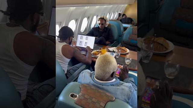 On a #privatejet to #zambia #shorts #youtubeshorts #trending #trendingshorts #diamondplatnumz #tz On a #privatejet to #zambia #shorts #youtubeshorts #trending #trendingshorts #diamondplatnumz #tz