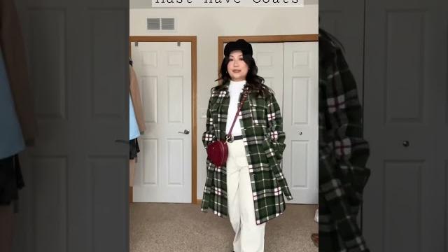 Must-have coats for winter/fall | petite fashion/size 12 outfit inspo/how to style/coach heart bag Must-have coats for winter/fall | petite fashion/size 12 outfit inspo/how to style/coach heart bag
