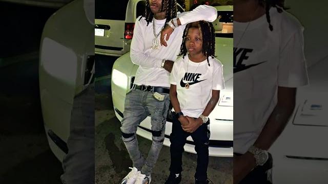 Kid from "all these niggas" video started crying when he got a von shirt rip king von Kid from "all these niggas" video started crying when he got a von shirt rip king von