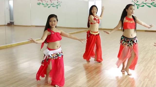 #2| belly dance for kid (i wana dance) - trang selena bellydance #2| belly dance for kid (i wana dance) - trang selena bellydance