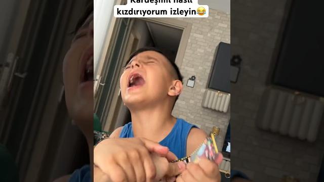 Kardeşi̇mi̇ si̇ni̇r etti̇m!️ #shorts #keşfet Kardeşi̇mi̇ si̇ni̇r etti̇m!️ #shorts #keşfet
