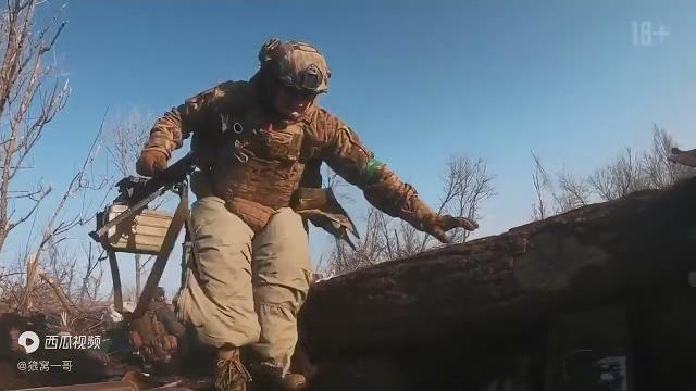 俄乌冲突:乌步兵第一视角记录真实战场,太惨烈了 俄乌冲突:乌步兵第一视角记录真实战场,太惨烈了