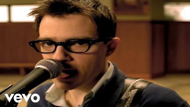 Weezer - hash pipe (revised) Weezer - hash pipe (revised)