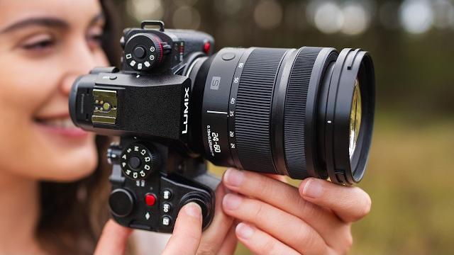 Lumix 24-60mm f2.8 review portrait photoshoot Lumix 24-60mm f2.8 review portrait photoshoot
