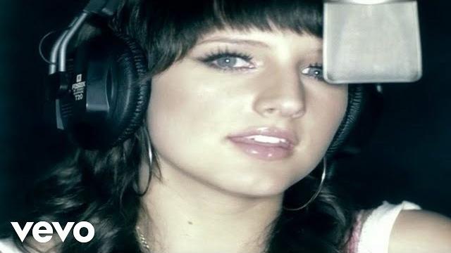 Ashlee simpson - pieces of me Ashlee simpson - pieces of me