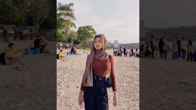 Bocil toge main di pantai Bocil toge main di pantai