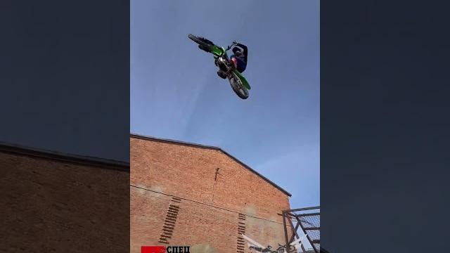Экстремальный замес: мотофристайл на бетонном заводе elkon️ #тихорецк #бетонныезаводыelkon Экстремальный замес: мотофристайл на бетонном заводе elkon️ #тихорецк #бетонныезаводыelkon
