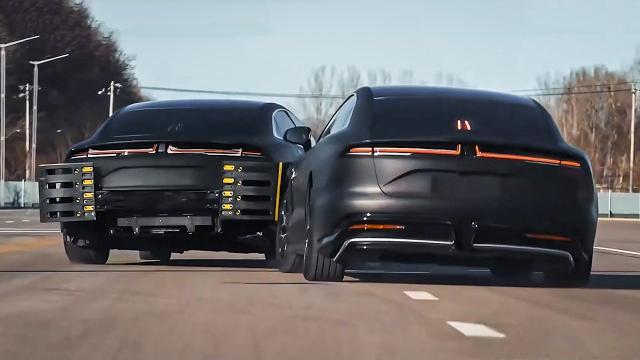 Byd yangwang u7 | dangerous tire blowout crash test & latest cutting edge technology Byd yangwang u7 | dangerous tire blowout crash test & latest cutting edge technology