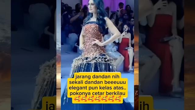 Masyaallah cantik nya bak bulan #luna #maya #model Masyaallah cantik nya bak bulan #luna #maya #model