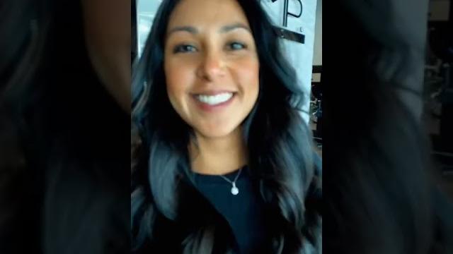 This busy mama was ready for a change! big chop and a low maintenance hair color, perfect for fall This busy mama was ready for a change! big chop and a low maintenance hair color, perfect for fall