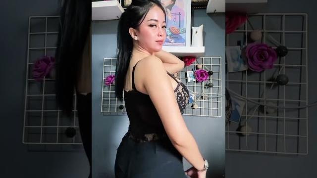 Tante jualan lingerie trendy Tante jualan lingerie trendy