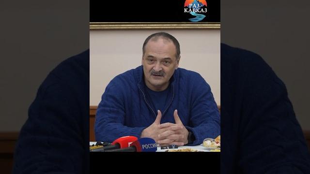 Меликов, где вода? дербент с водовозками Меликов, где вода? дербент с водовозками