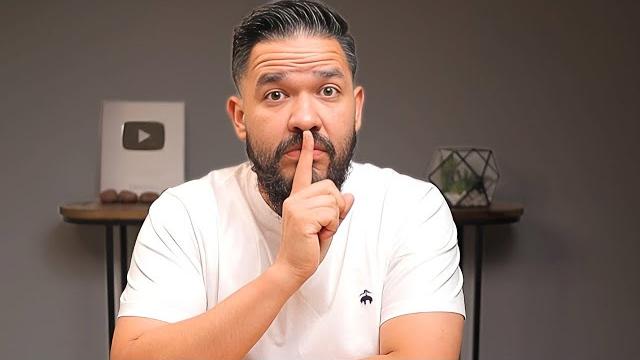 God says be silent! God says be silent!