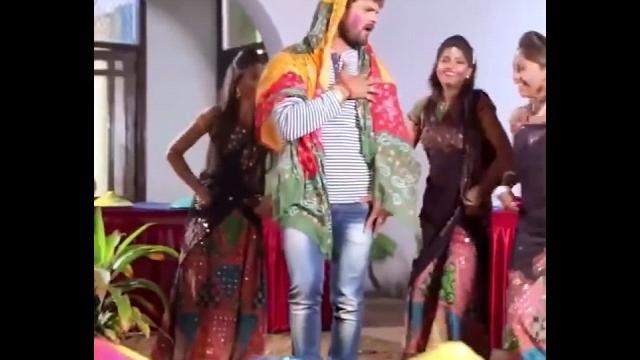 Holi में धोखा || khesari lal yadav holi bhojpuri song #holistatus #holishortsvideo #holireels #short Holi में धोखा || khesari lal yadav holi bhojpuri song #holistatus #holishortsvideo #holireels #short