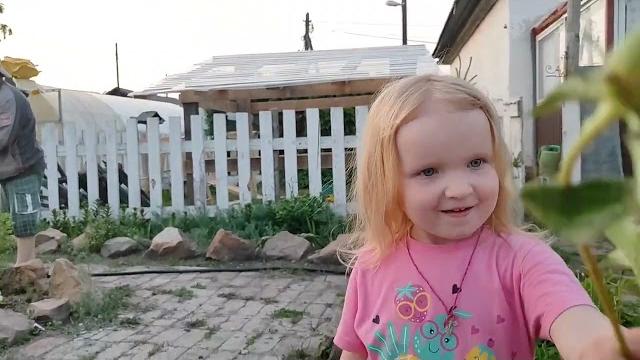 Заехали в светофор, чижик/приготовила ужин. Заехали в светофор, чижик/приготовила ужин.