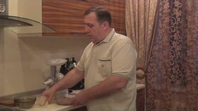Колбаса сыровяленая (суджук). Колбаса сыровяленая (суджук).