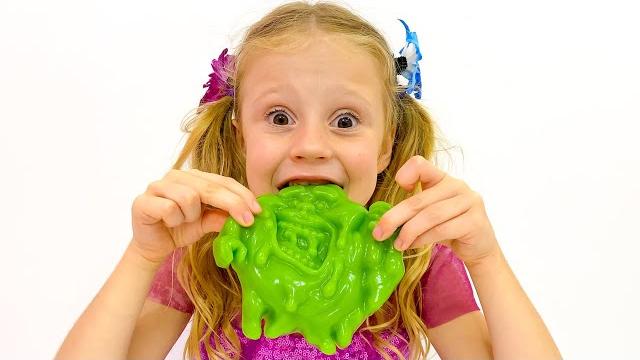 Nastya turns dad's food into jelly Nastya turns dad's food into jelly