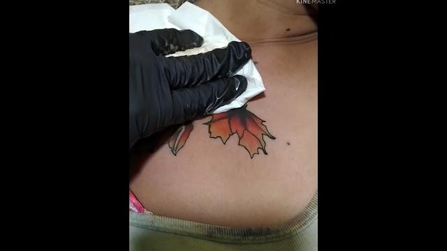 Cover up tattoo di atas payudara Cover up tattoo di atas payudara