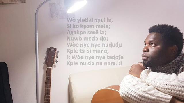 Senyo amponsah - ewe worship medley on facebook live Senyo amponsah - ewe worship medley on facebook live