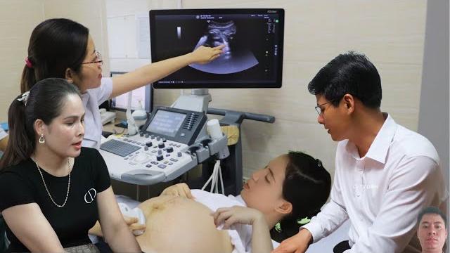 Ceo toan and his sister took ly tieu diem to a prenatal check up — is it a boy or a girl? Ceo toan and his sister took ly tieu diem to a prenatal check up — is it a boy or a girl?