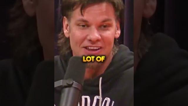 Theo von's beef with owls! Theo von's beef with owls!