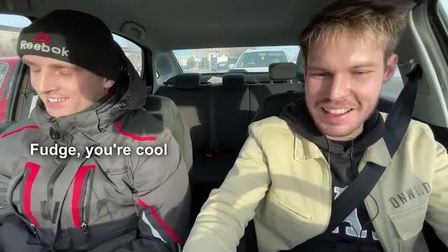 Uber beatbox 反应 #14 “你的脖子怎么了?”恶作剧 Uber beatbox 反应 #14 “你的脖子怎么了?”恶作剧