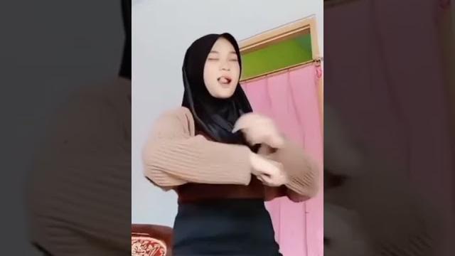 Jilbab tt bulat nih bosqu, #shorts #videoshorts #tiktokviral #jilbabsange #jilbabhot #jilboobs Jilbab tt bulat nih bosqu, #shorts #videoshorts #tiktokviral #jilbabsange #jilbabhot #jilboobs