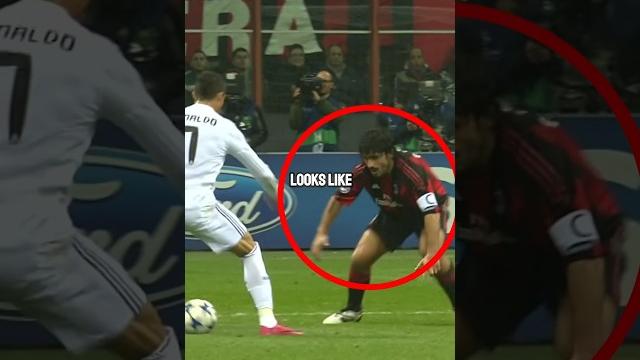 Gattuso's technique to stop prime ronaldo. Gattuso's technique to stop prime ronaldo.