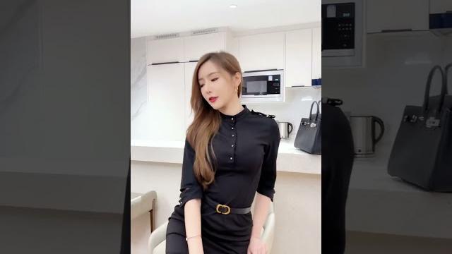 Chinese pretty girl 王馨瑶 丝袜 玉足#shorts #chinese #beautiful #viralvideo #reels #douyin #tiktok Chinese pretty girl 王馨瑶 丝袜 玉足#shorts #chinese #beautiful #viralvideo #reels #douyin #tiktok