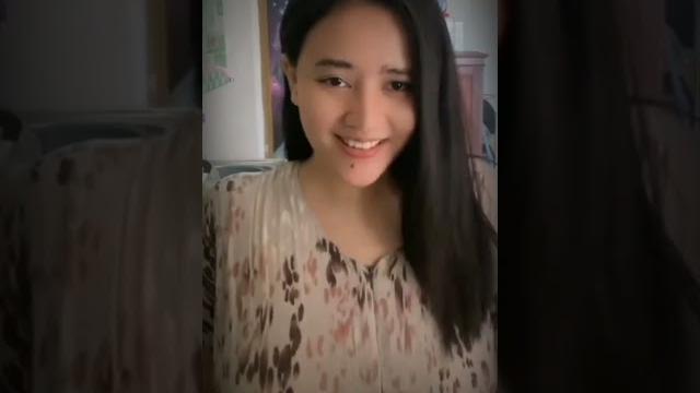 Ada yang bergetar - kimochi berliana Ada yang bergetar - kimochi berliana