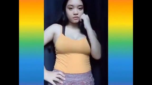 Toket gedee bang ...putih lagi...?? Toket gedee bang ...putih lagi...??