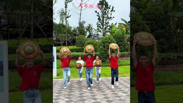 黑壮姑娘唱山歌 户外舞蹈 黑壮姑娘唱山歌 户外舞蹈