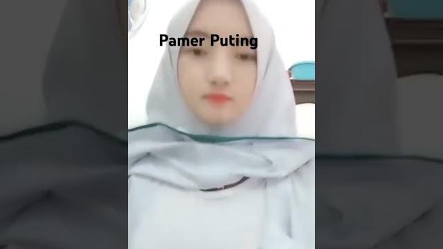 Pamer puting susu di live Pamer puting susu di live