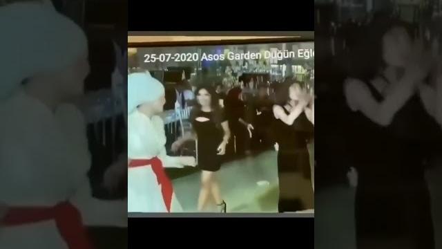 Türbanlı gelin azıttı Türbanlı gelin azıttı